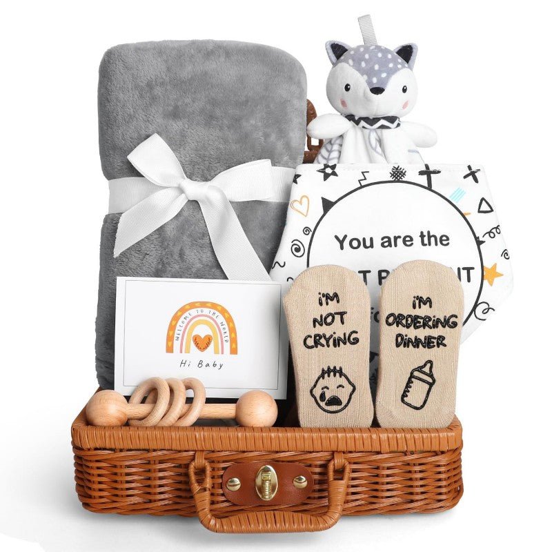 Coffret naissance panier en rotin | 7 pièces - Petitsbeautes