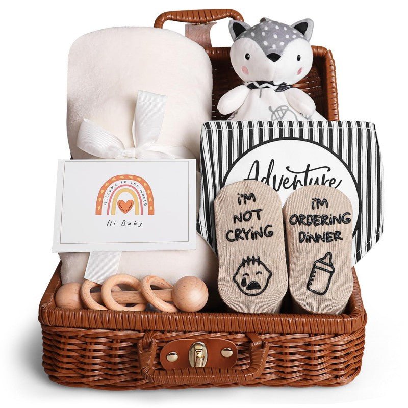 Coffret naissance panier en rotin | 7 pièces - Petitsbeautes