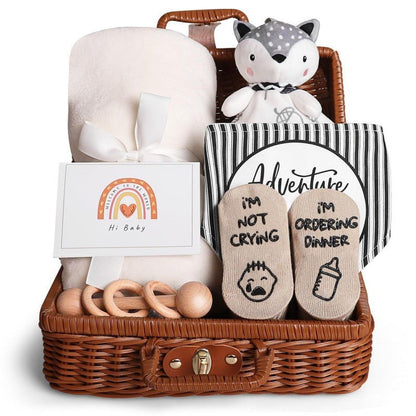 Coffret naissance panier en rotin | 7 pièces - Petitsbeautes