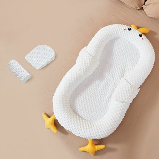 Réducteur de Lit Bébé Coton Bio Incliné 15° - Petitsbeautes