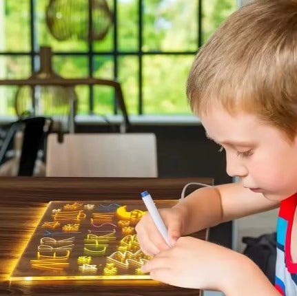 Tableau de dessin lumineux pour enfants - Petitsbeautes
